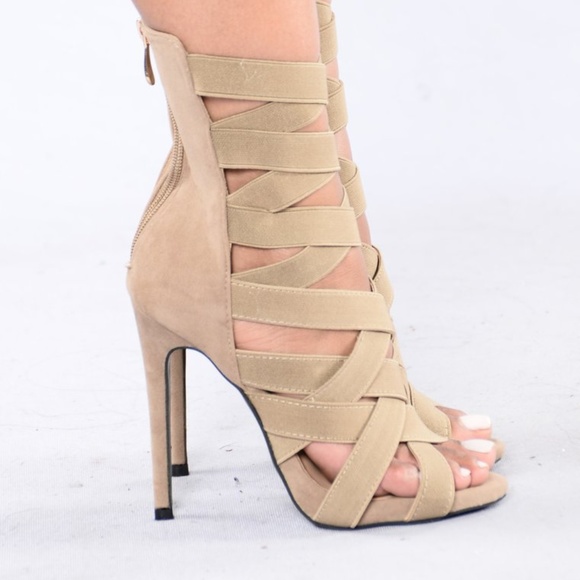 Nude Suede strappy heel - Picture 3 of 5